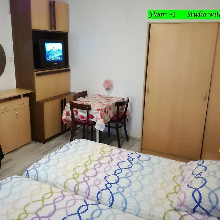 Apartment Vile Park Studio Porec